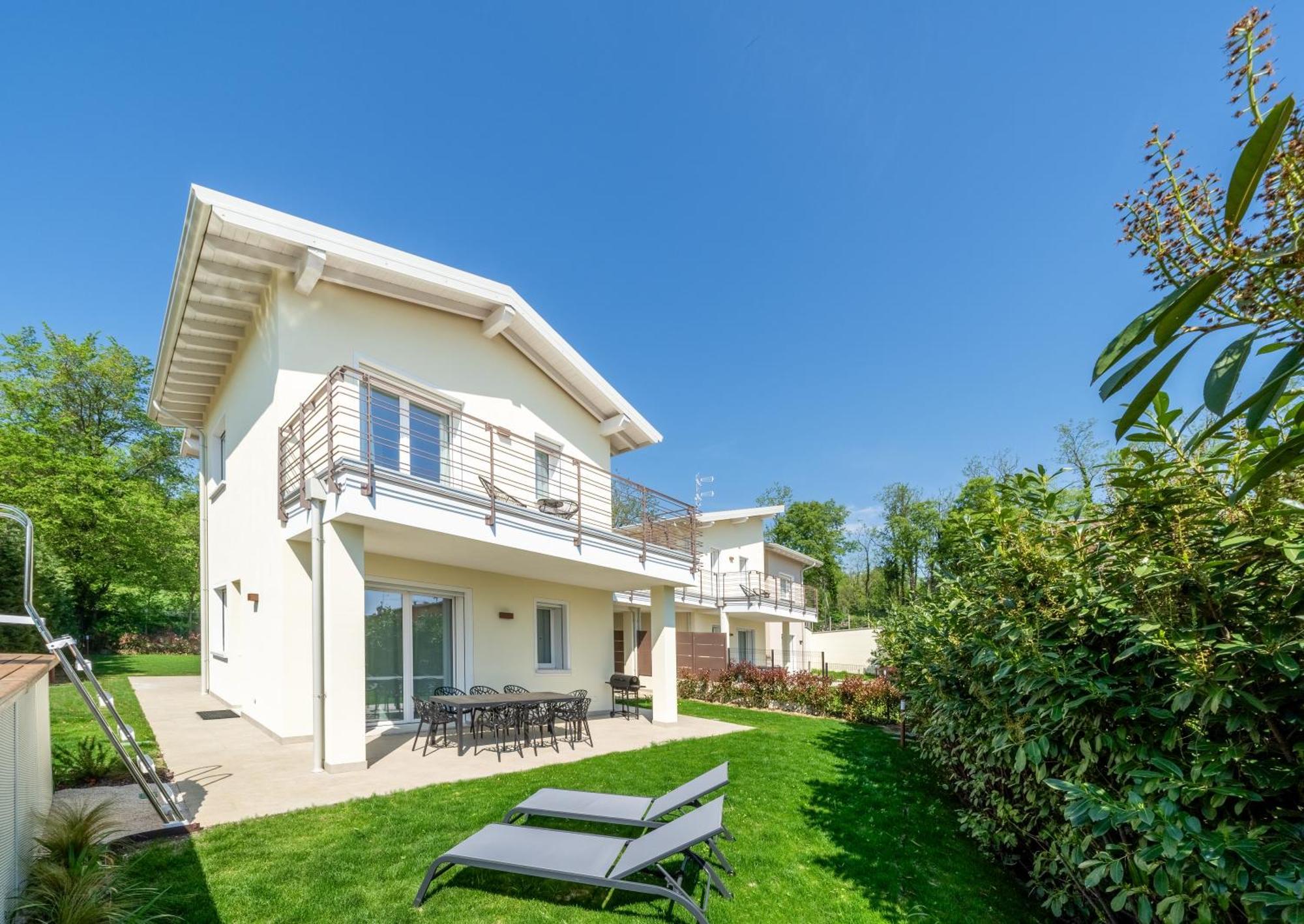 Luxury Villas Gardenia With Private Pool ปาเดงเก ซุล การ์ดา ภายนอก รูปภาพ