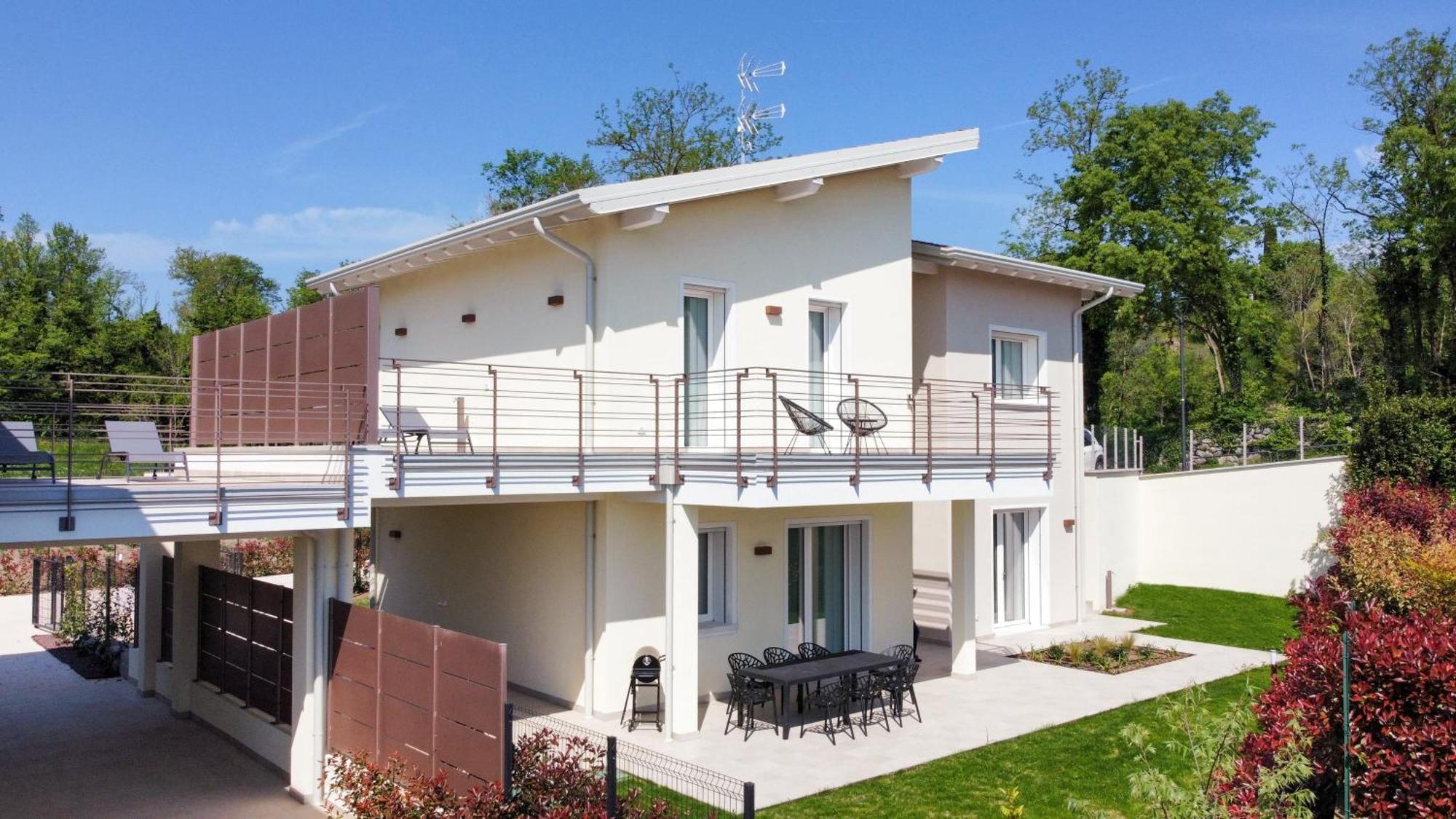 Luxury Villas Gardenia With Private Pool ปาเดงเก ซุล การ์ดา ภายนอก รูปภาพ
