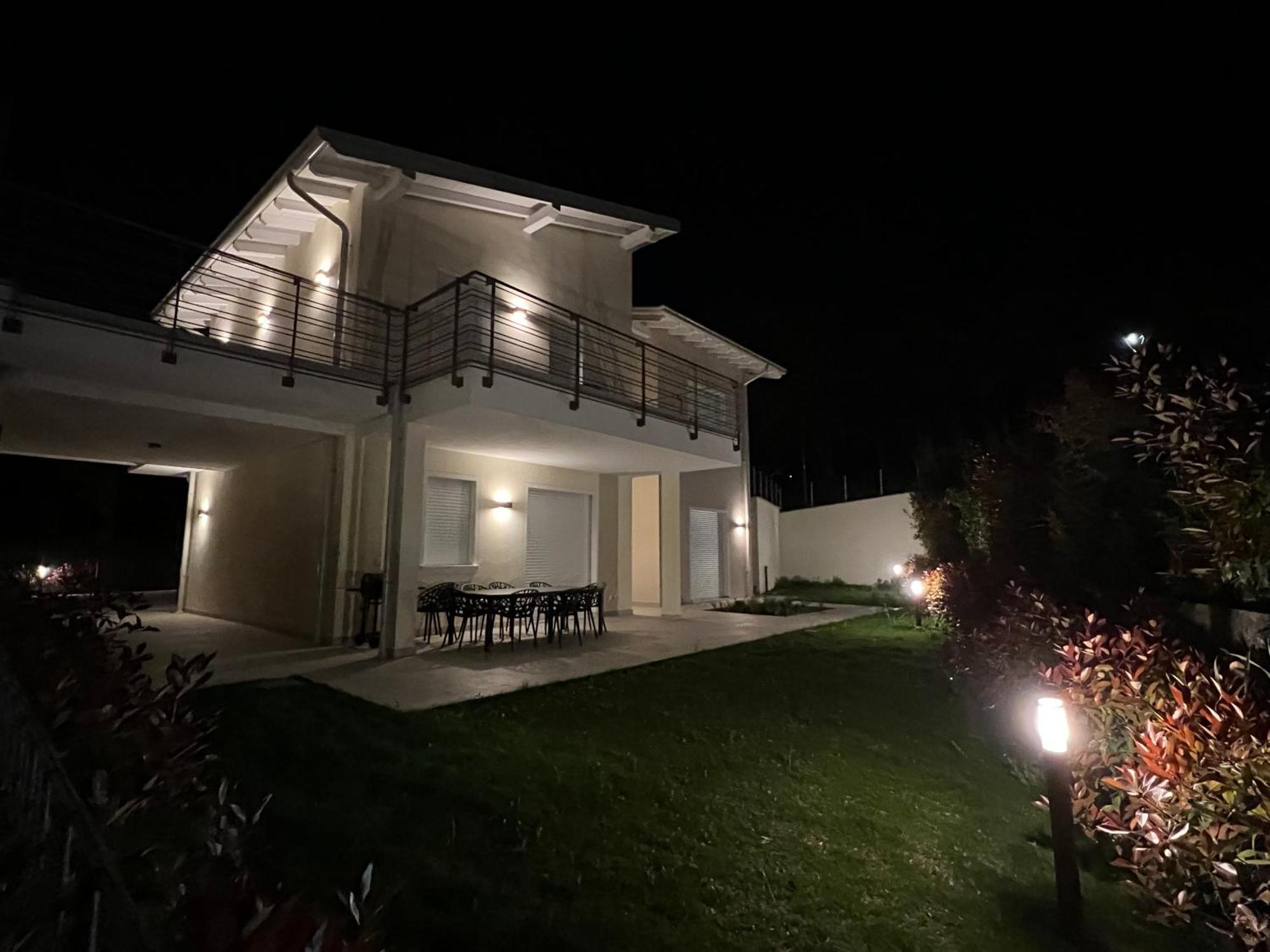 Luxury Villas Gardenia With Private Pool ปาเดงเก ซุล การ์ดา ภายนอก รูปภาพ